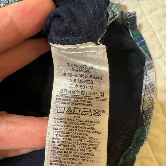 Baby Gap Long Sleeve Button Down Plaid Shirt Size 3-6 Months - Picture 5 of 7